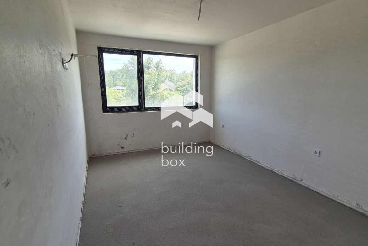 Четиристаен апартамент - кв. Христо Смирненски - 0