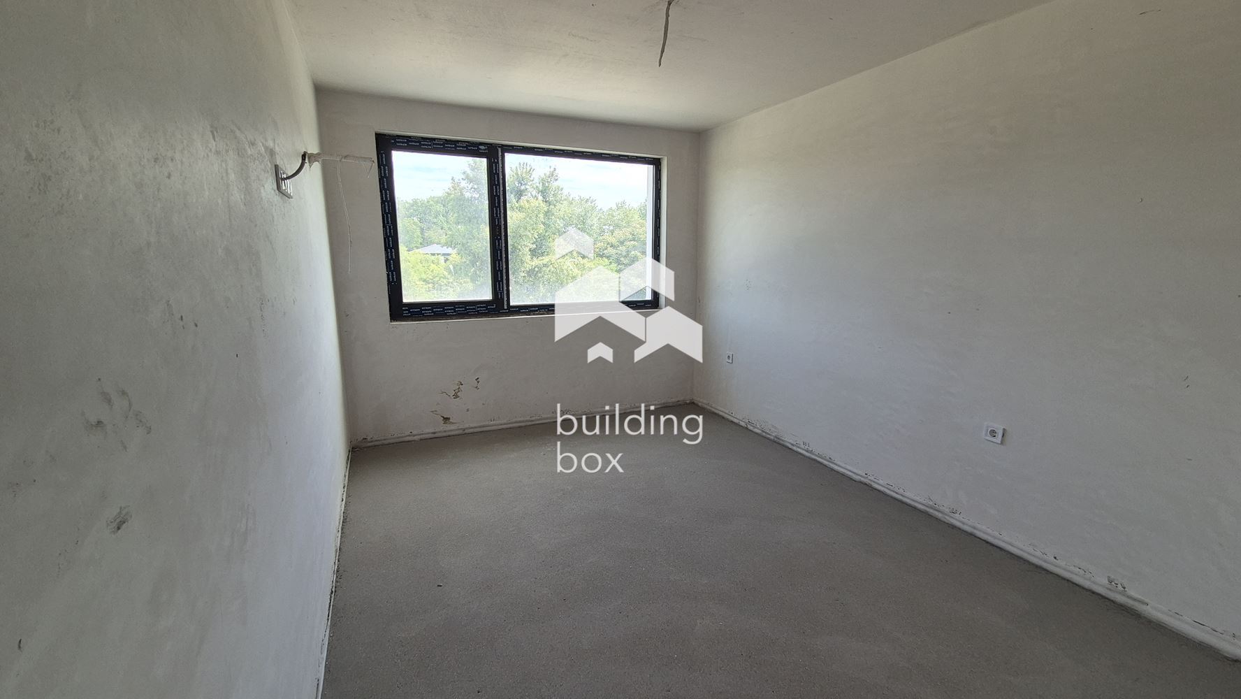 Четиристаен апартамент - кв. Христо Смирненски - 0