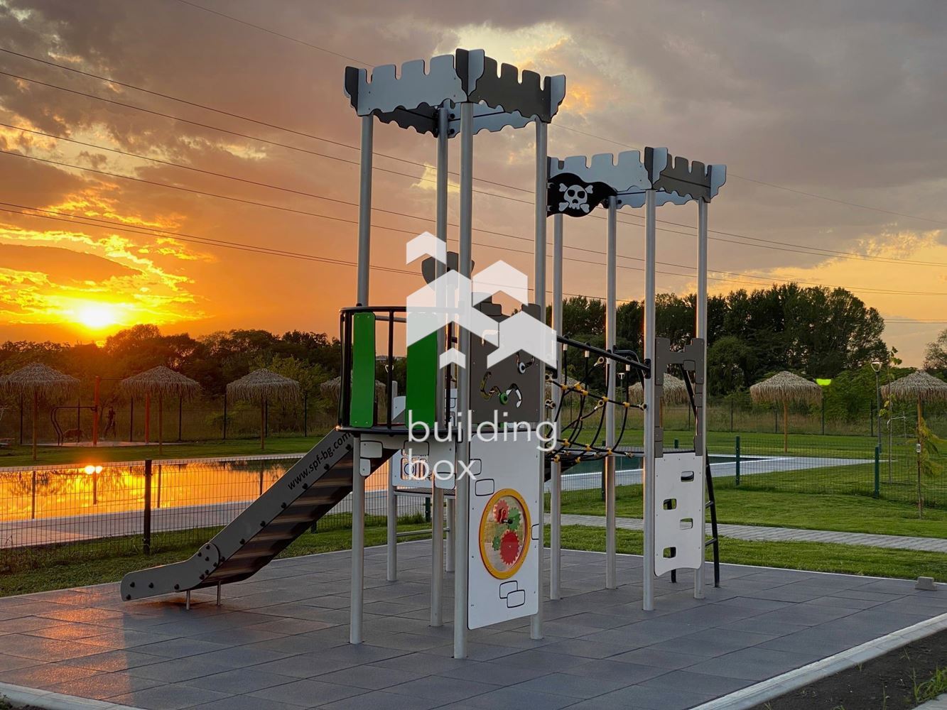 Тристаен апартамент с две паркоместа включени в цената - 0