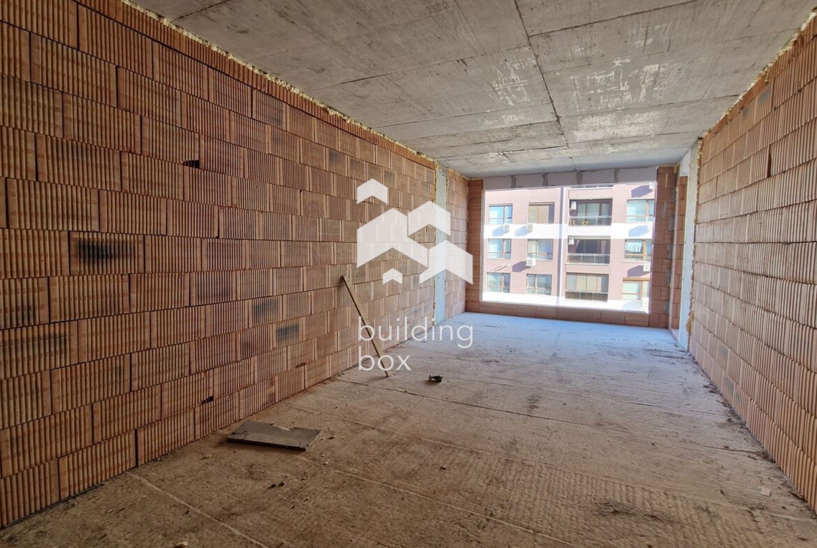 Двустаен апартамент на метри от парк "Лаута" - 0