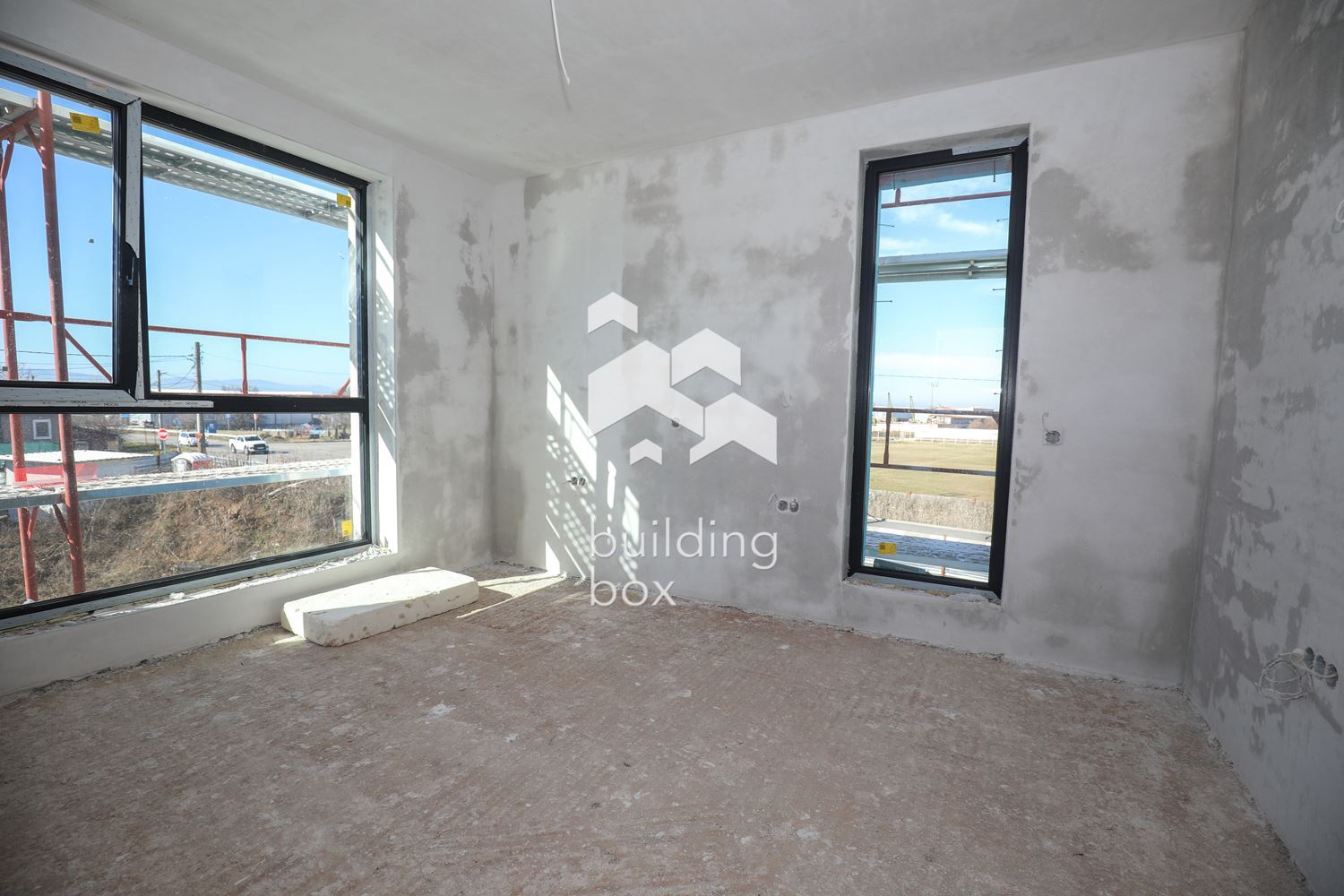 Къща на 20 минути от центъра на град София - 0