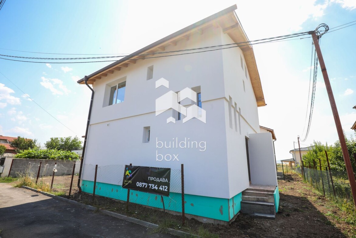 Къща в гр. Костинброд - 0