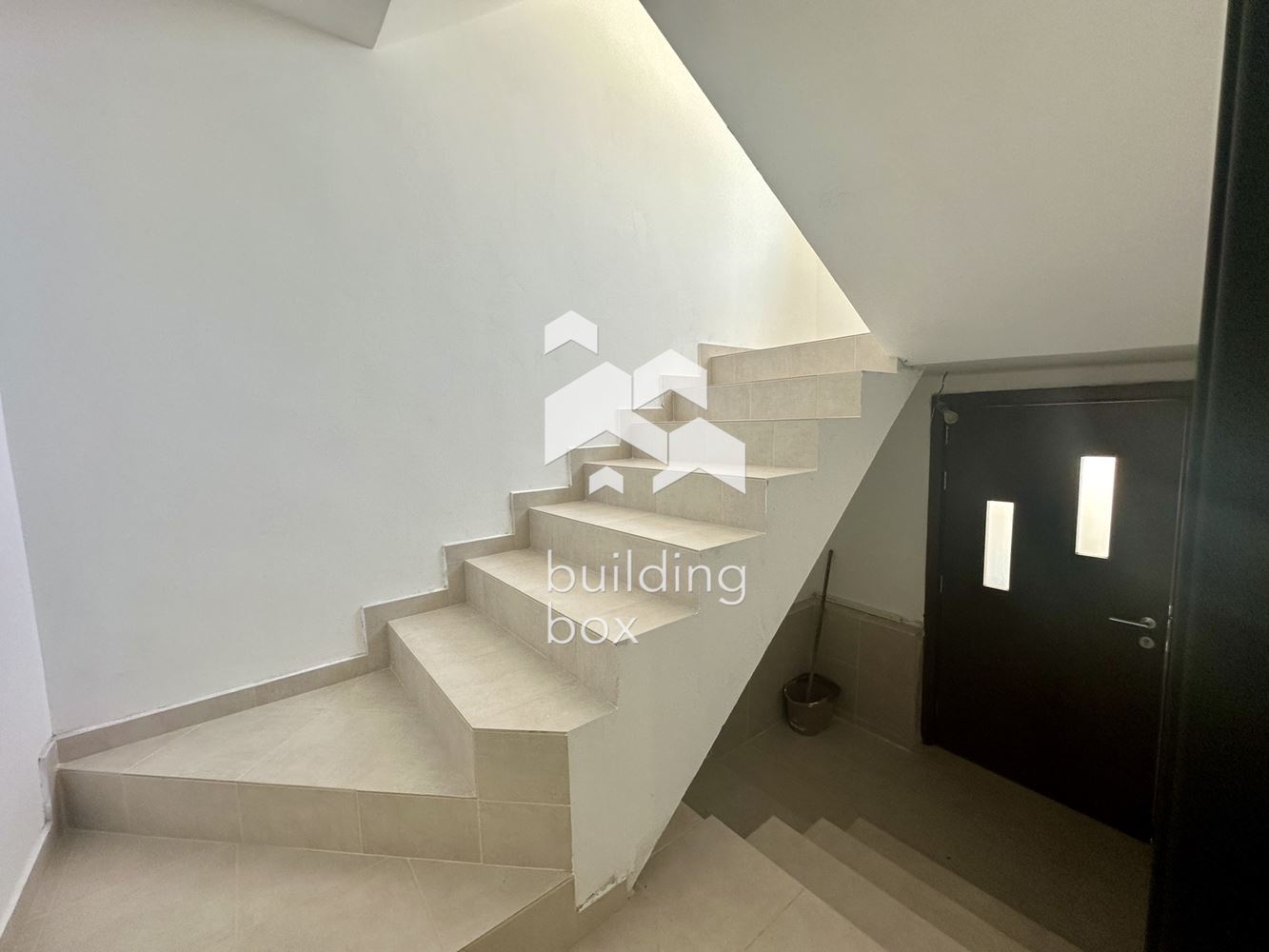 Къща в с. Лозен - 0