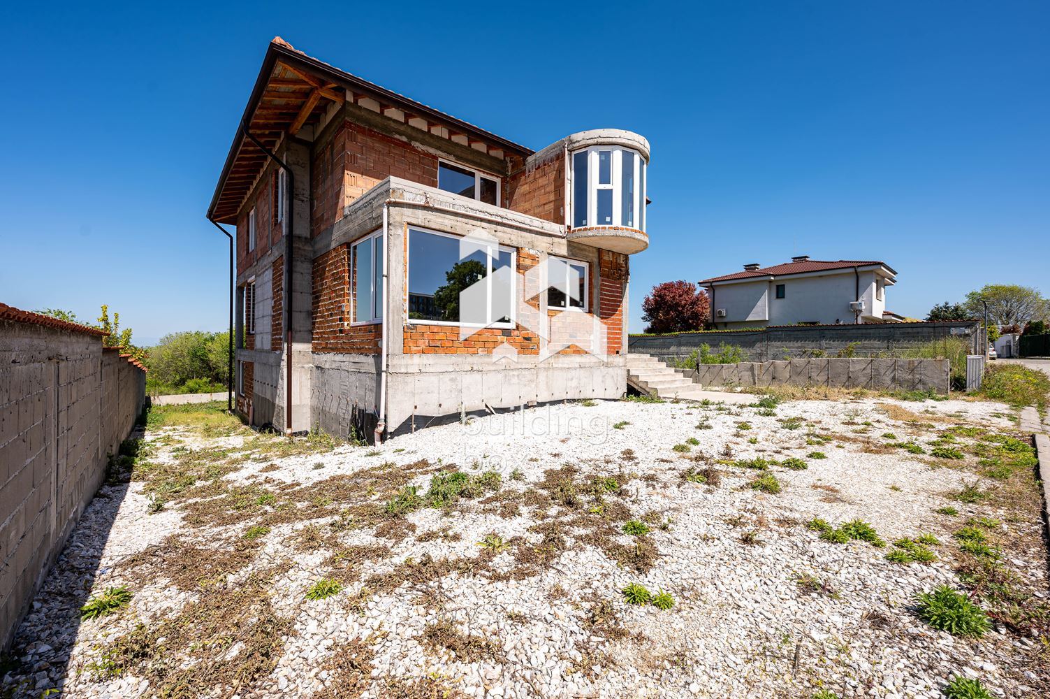 Триетажна къща - с. Марково - 0