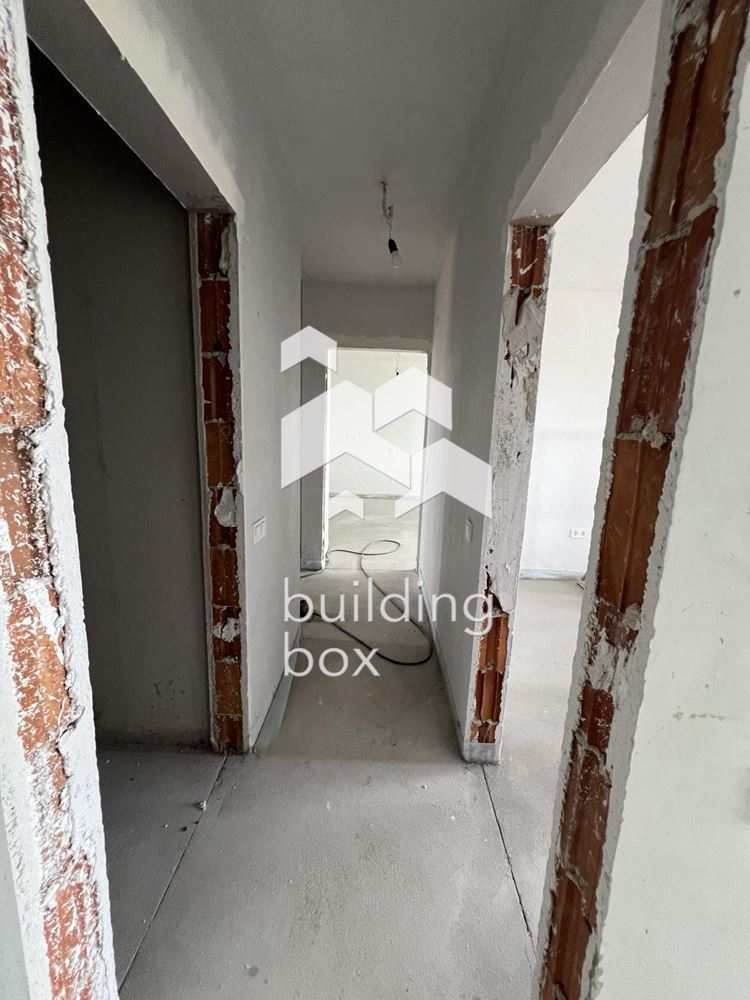 Тристаен апартамент с две паркоместа - гр. Пловдив - 0