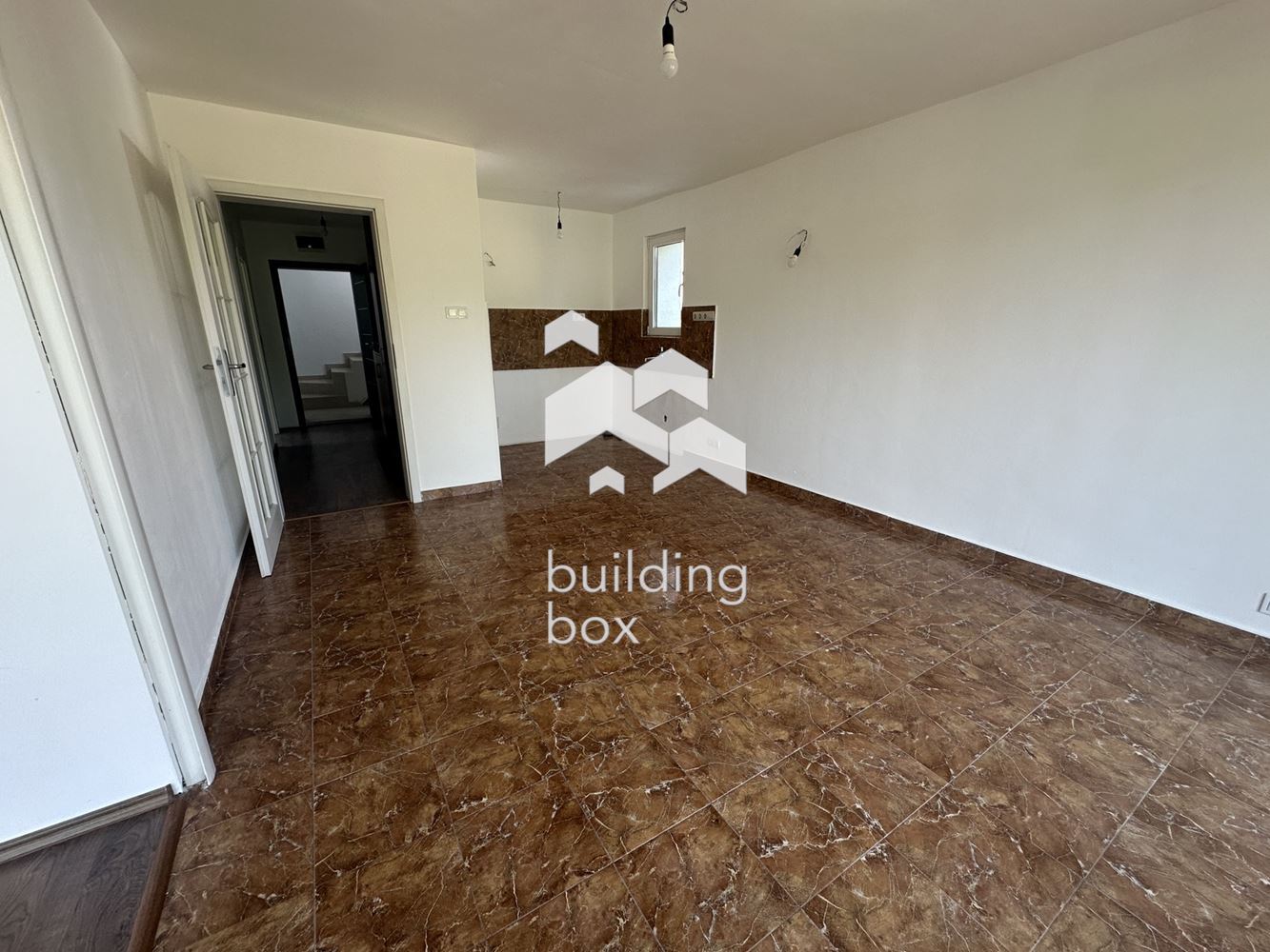 Къща в с. Лозен - 0