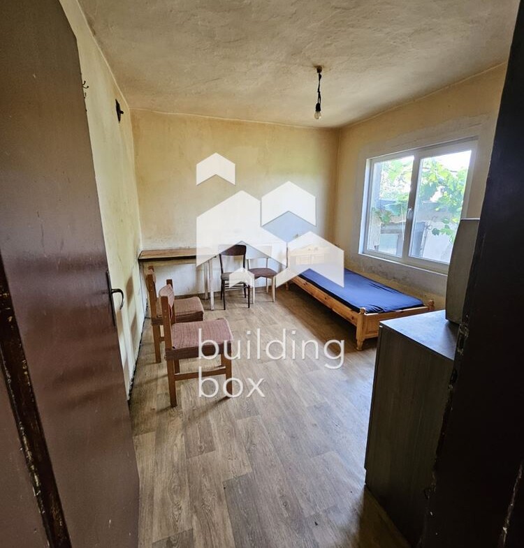 Къща за ремонт - с. Стряма - 0