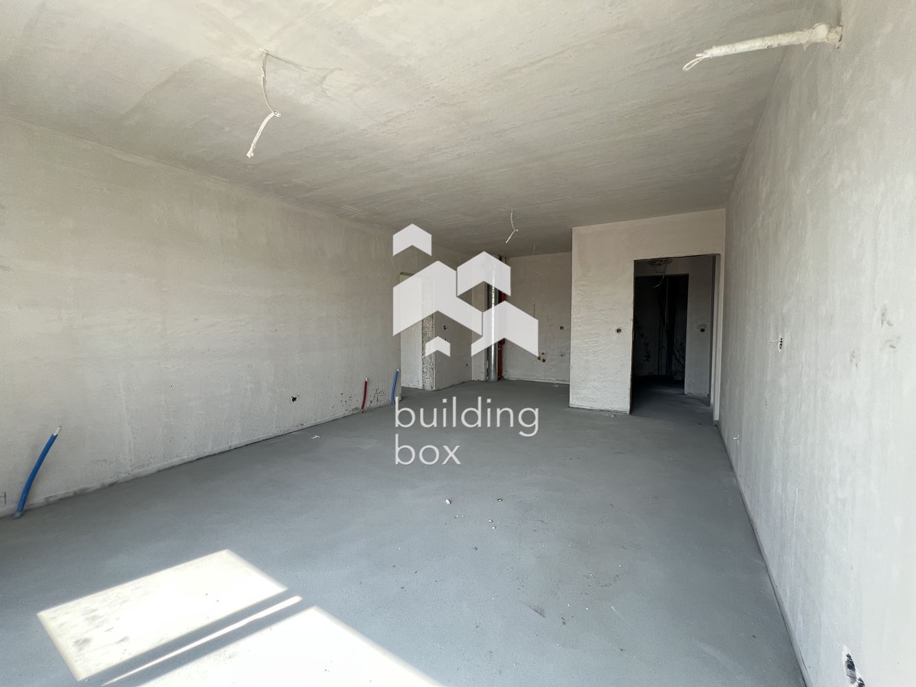 Тристаен апартамент в нова модерна сграда – Централна София - 0