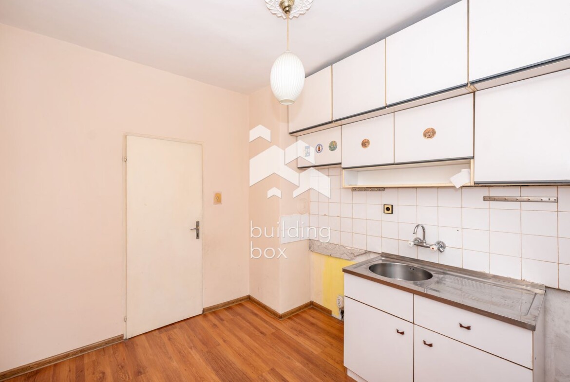 Двустаен апартамент - кв. Христо Смирненски - 0