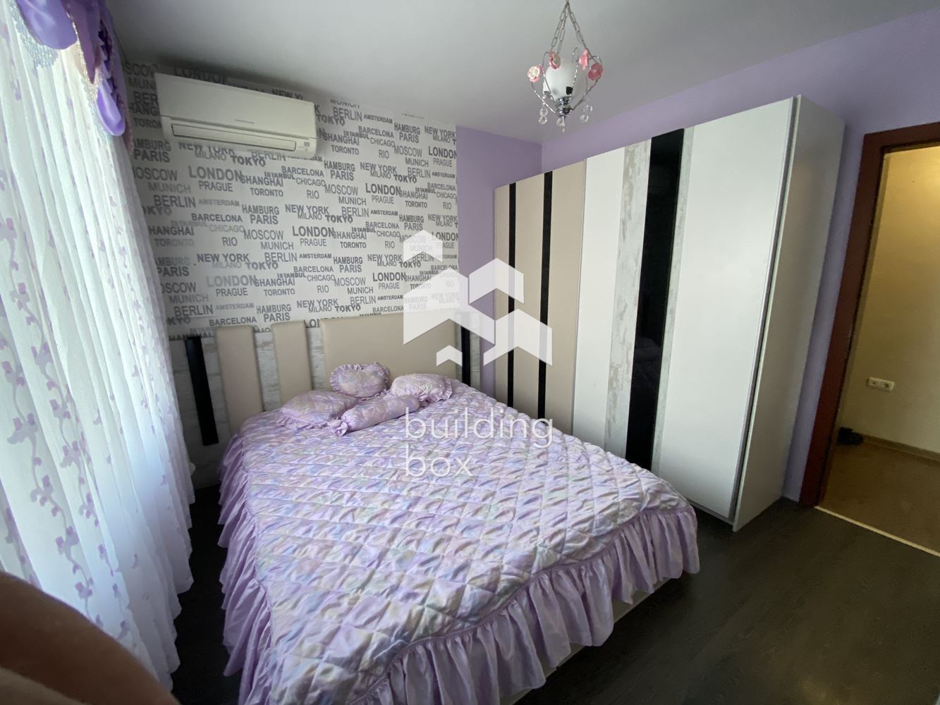 ТРИСТАЕН обзаведен апартамент - 0