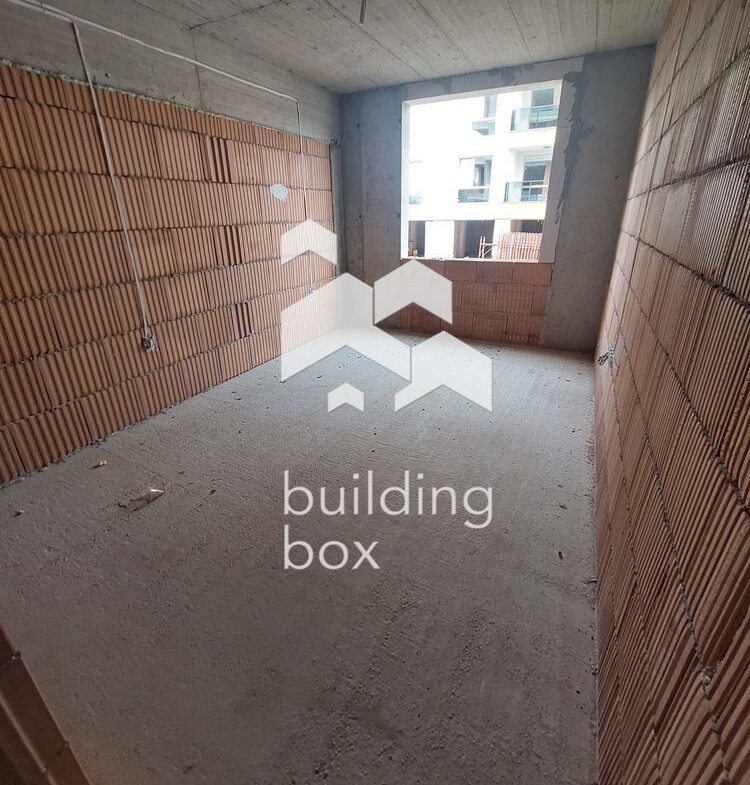 Тристаен апартамент до "Дентален университет" - гр. Пловдив - 0