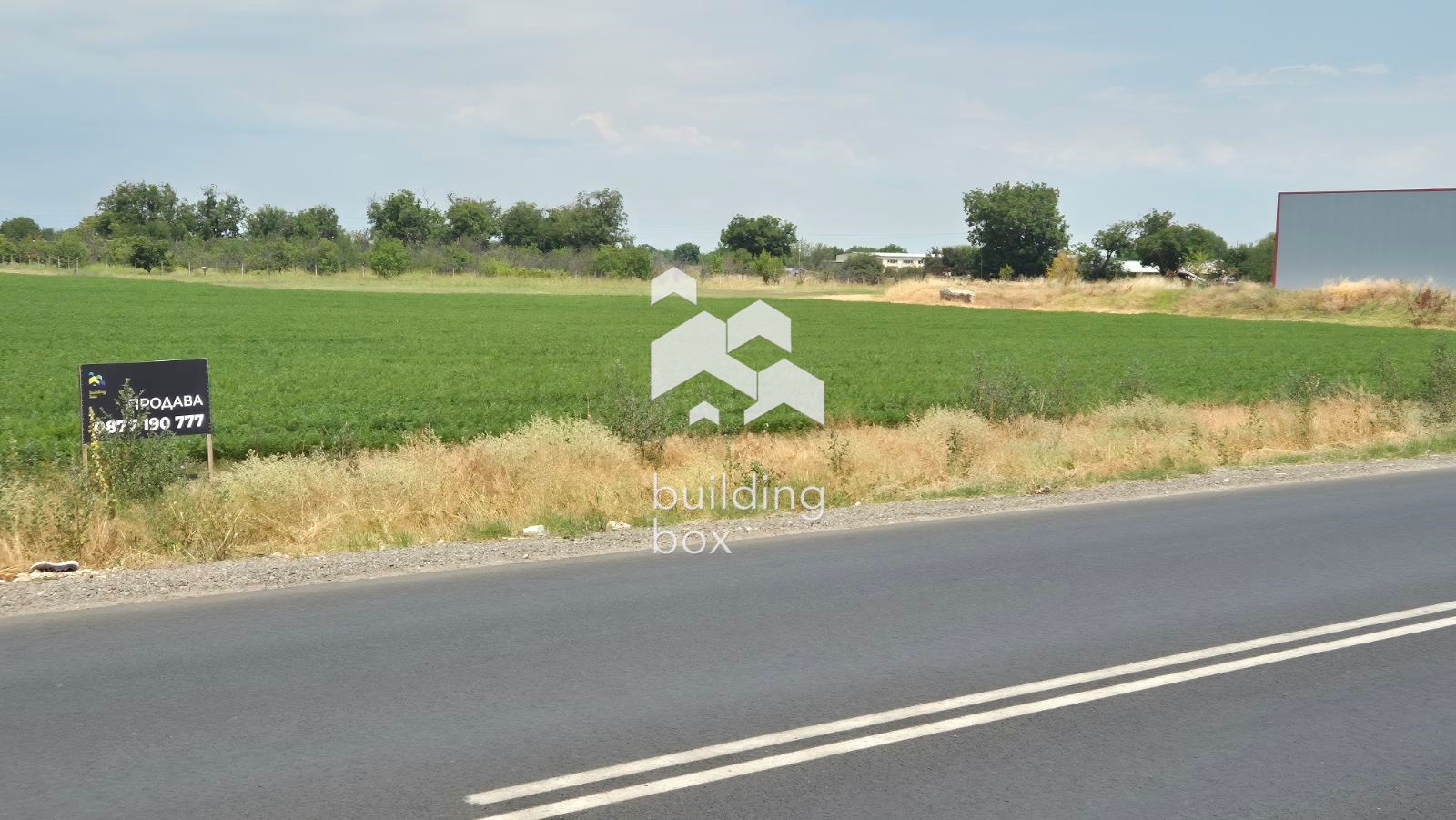 Парцел в землището на гр. Перущица - 0