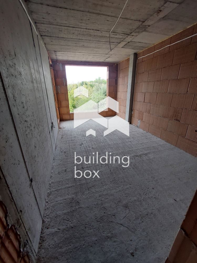 Тристаен апартаментдо "Дентален университет" - 0