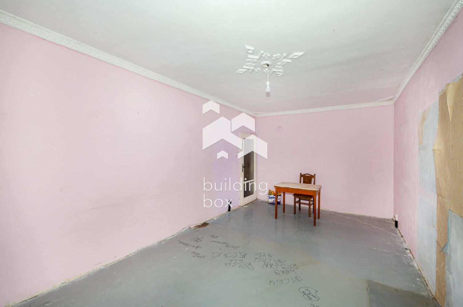 Двустаен апартамент - кв. "Въстанически" - 0