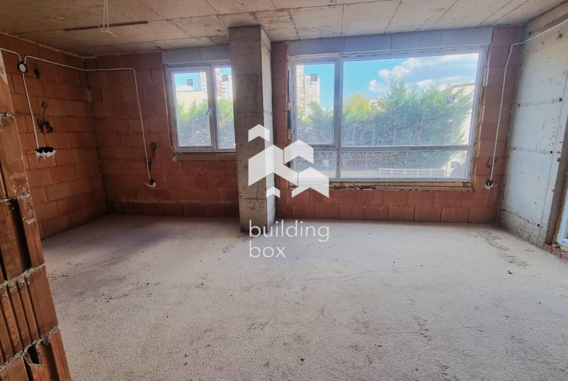 Двустаен източен апартамент в сграда с Акт 14! - 0