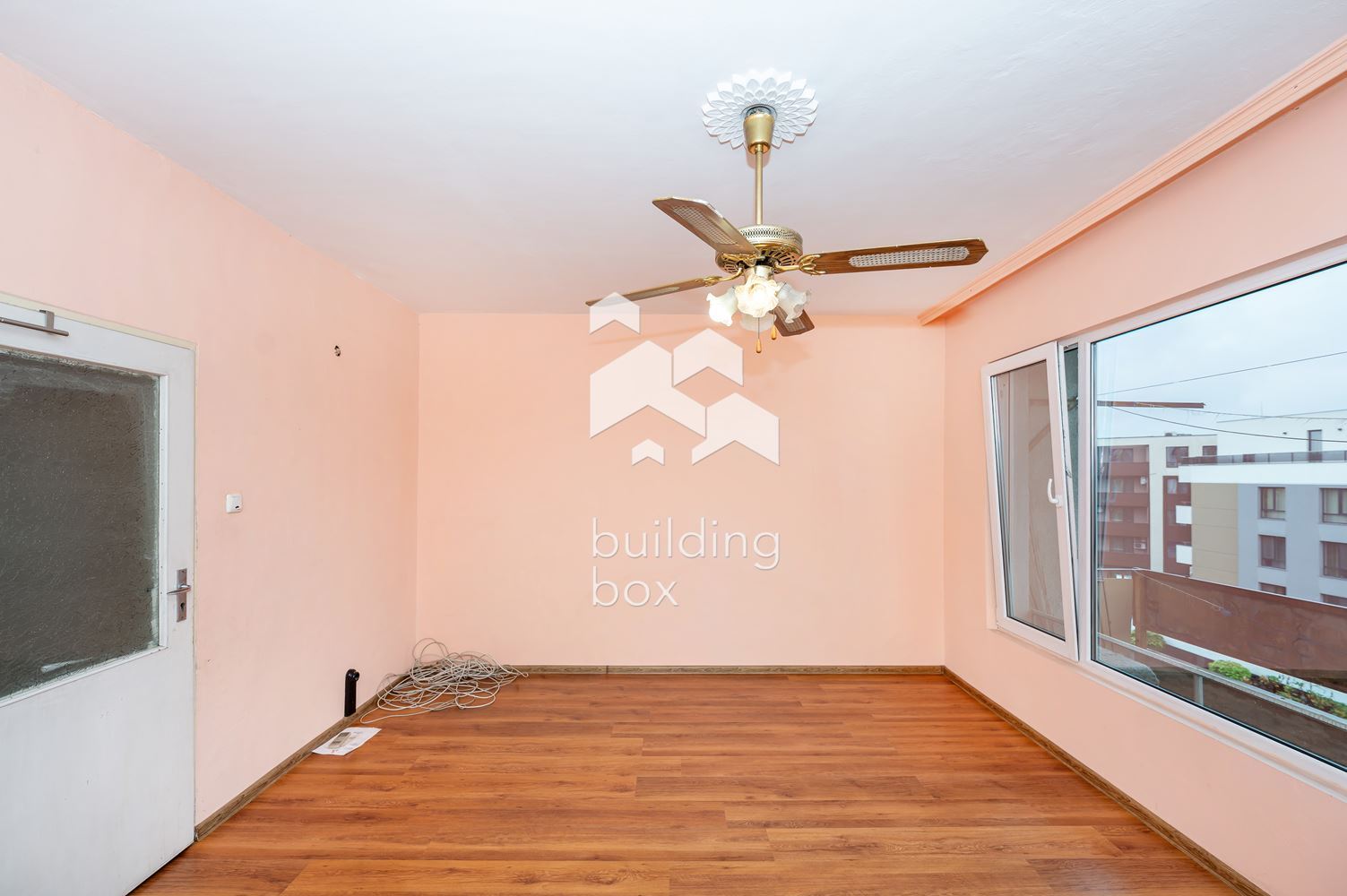 Двустаен апартамент - кв. Христо Смирненски - 0