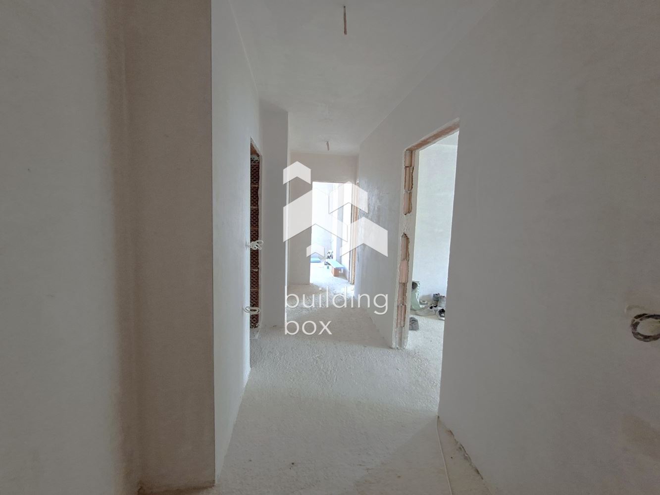 Тристаен апартамент в новострояща се сграда в кв.Изгрев - 0