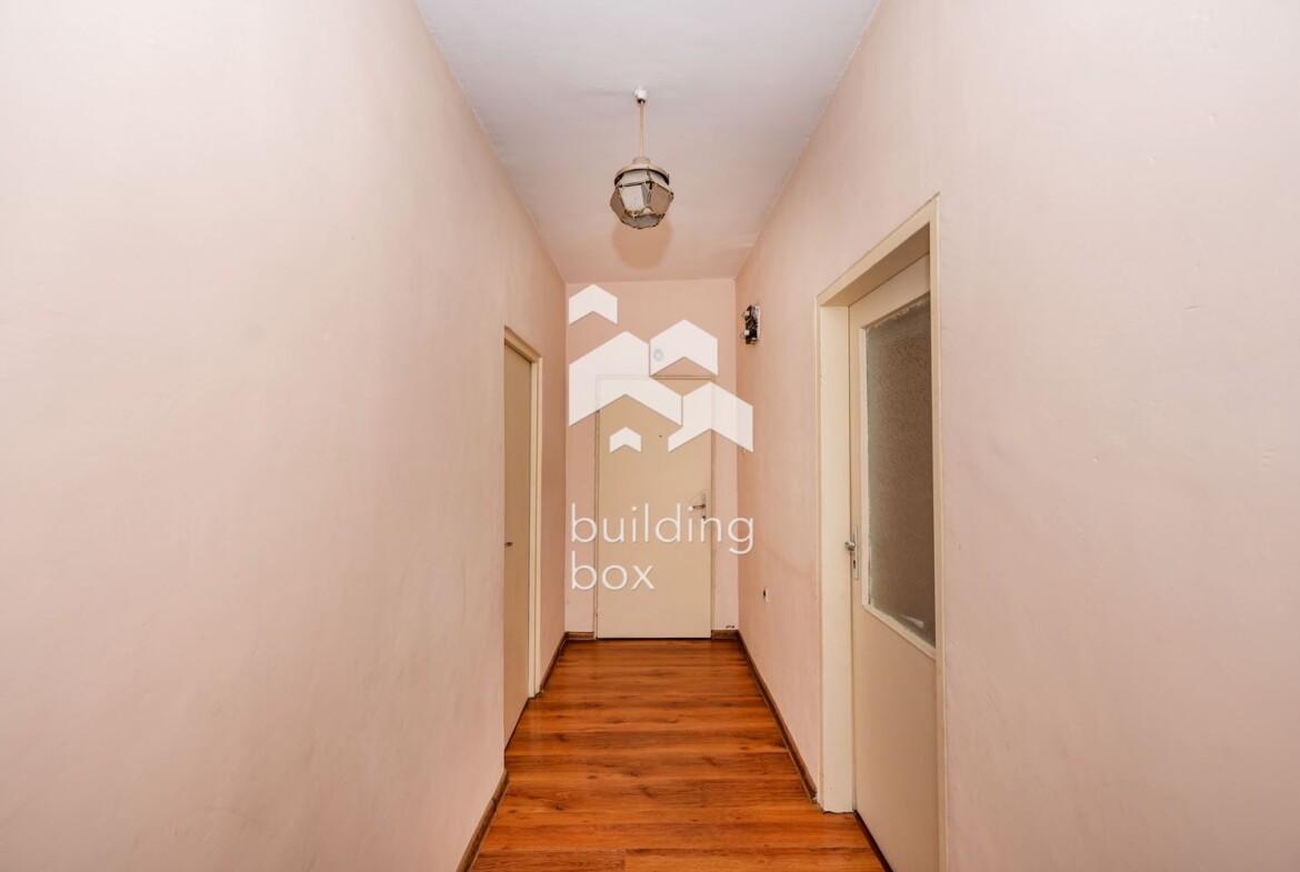 Двустаен апартамент - кв. Христо Смирненски - 0