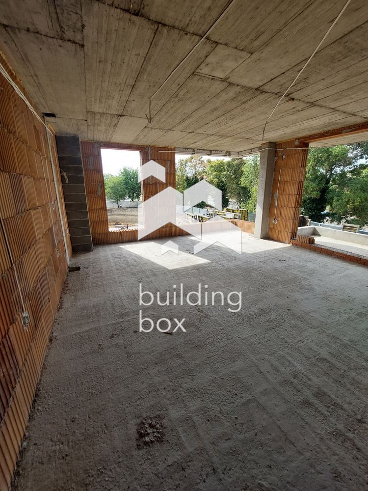 Тристаен апартаментдо "Дентален университет" - 0