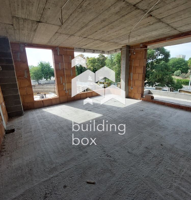 Тристаен апартамент - кв. Младежки хълм - 0