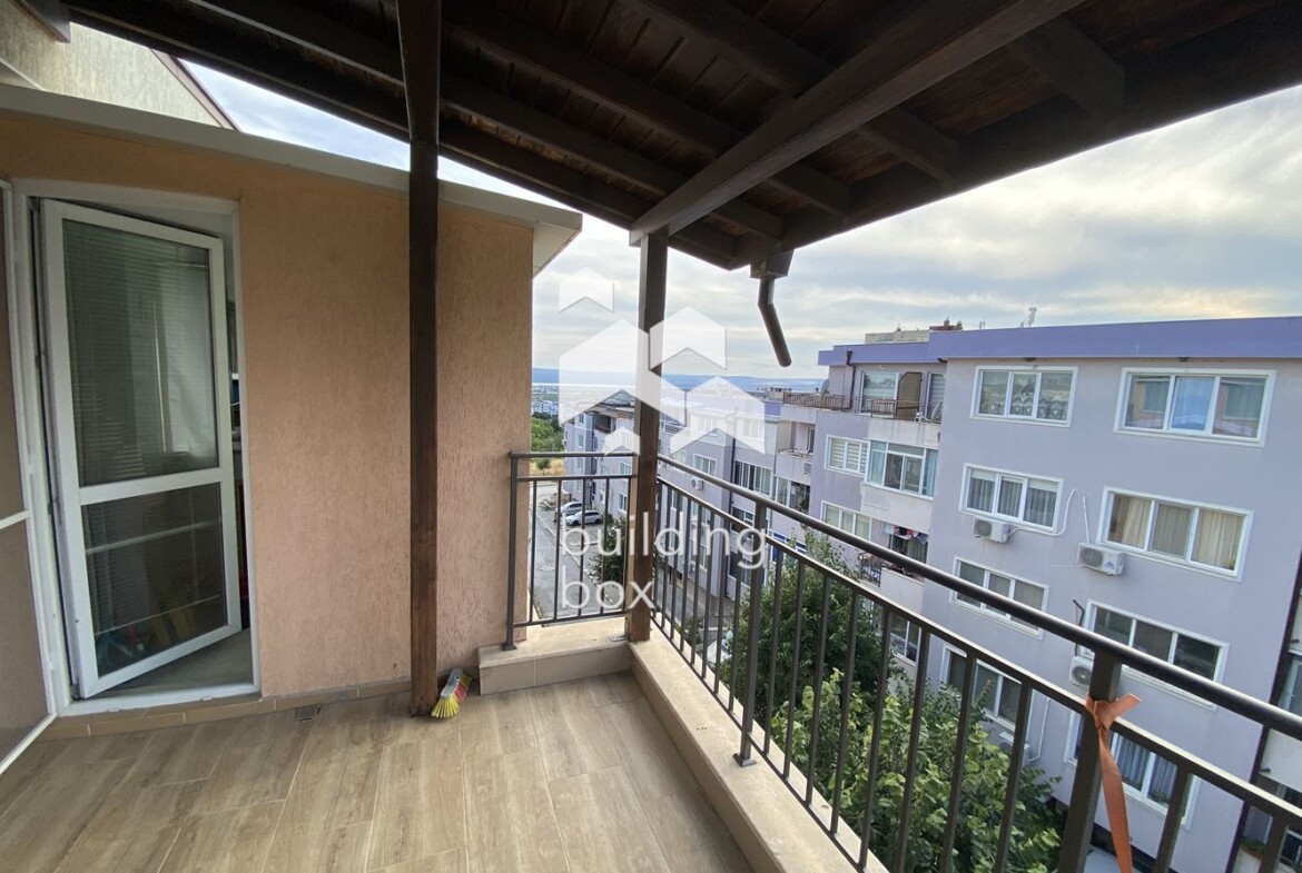 ТРИСТАЕН обзаведен апартамент - 0