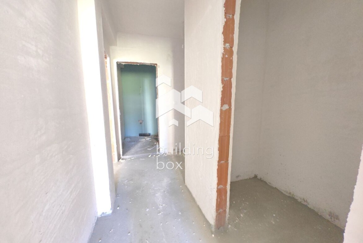 Двустаен апартамент - кв. Южен - 0