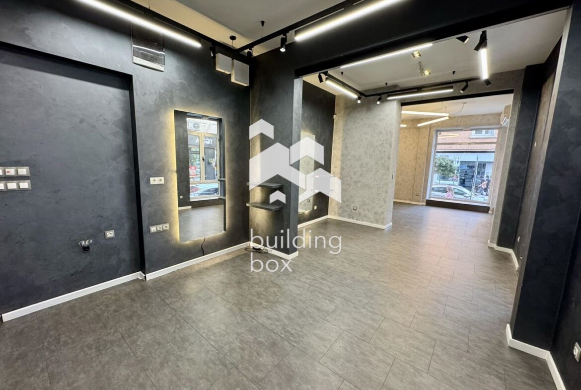 Салон за красота в идеален център - 0