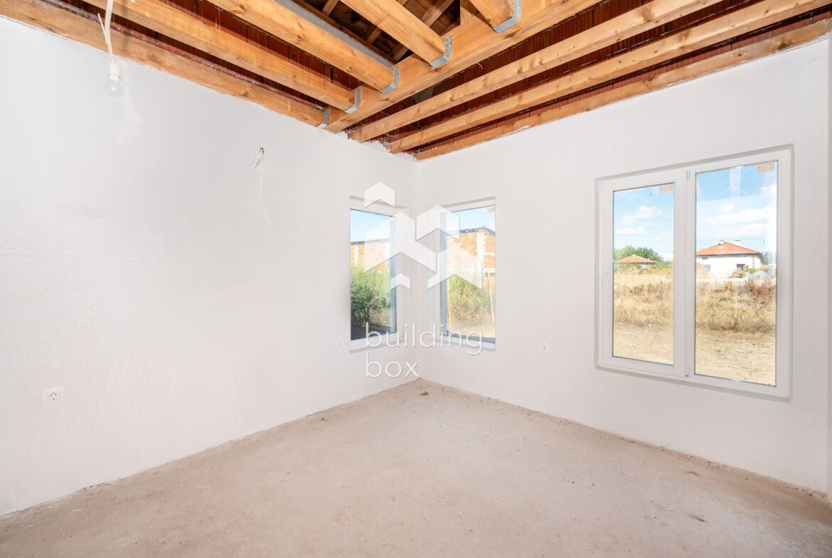 Едноетажна къща - с. Ягодово - 0