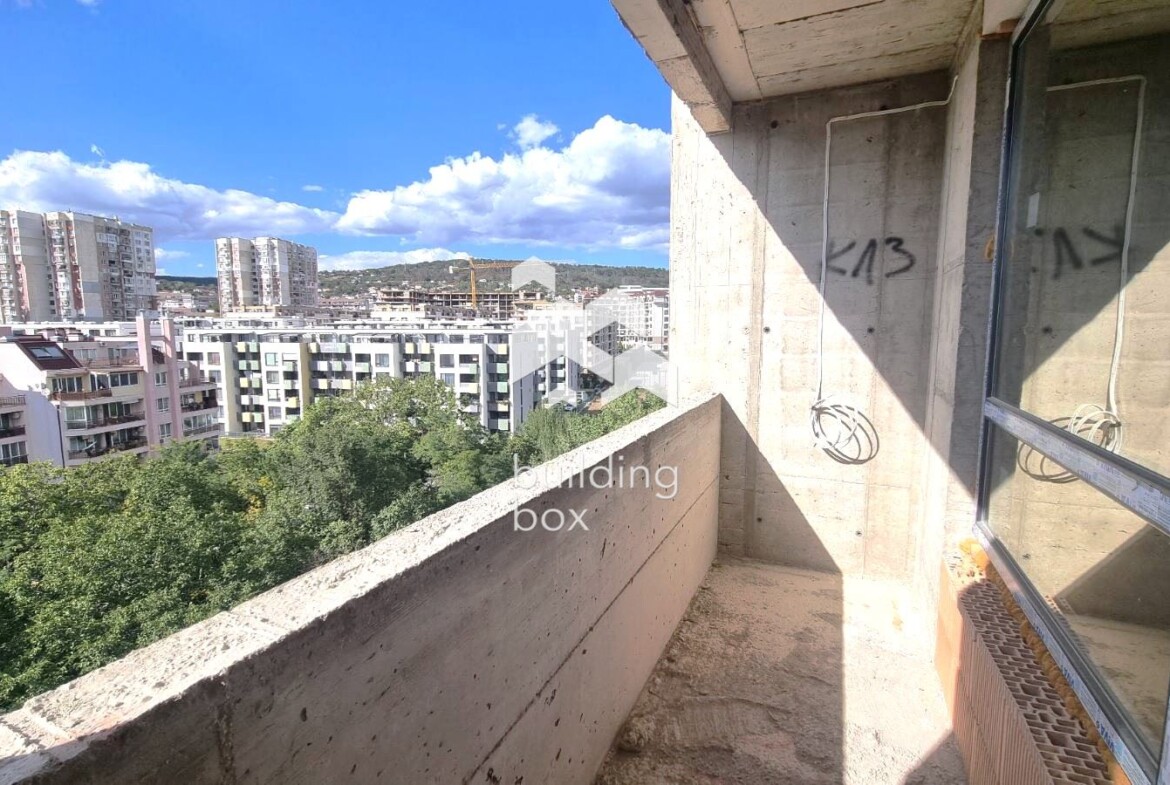 Двустаен западен апартамент в сграда с Акт 14. - 0