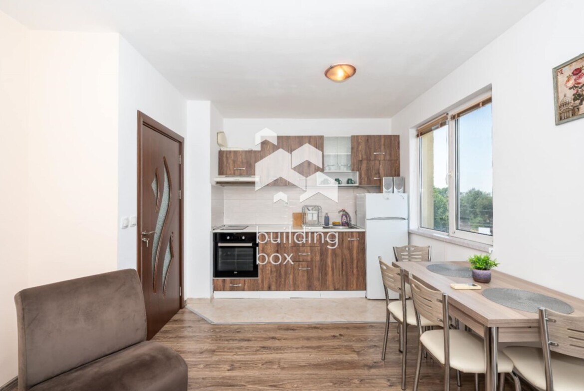 Тристаен обзаведен апартамент - кв. "Кючук Париж" - 0