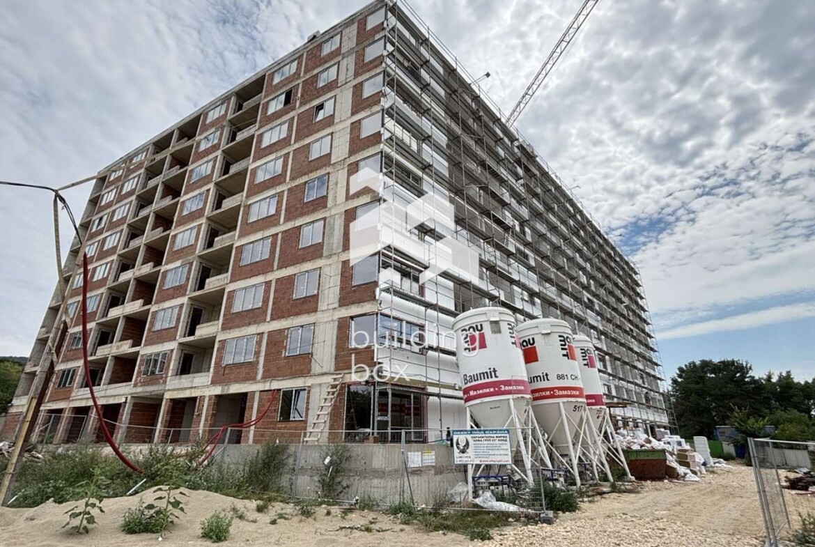 ДВУСТАЕН апартамент в новострояща се сграда до парк Възраждане - 0