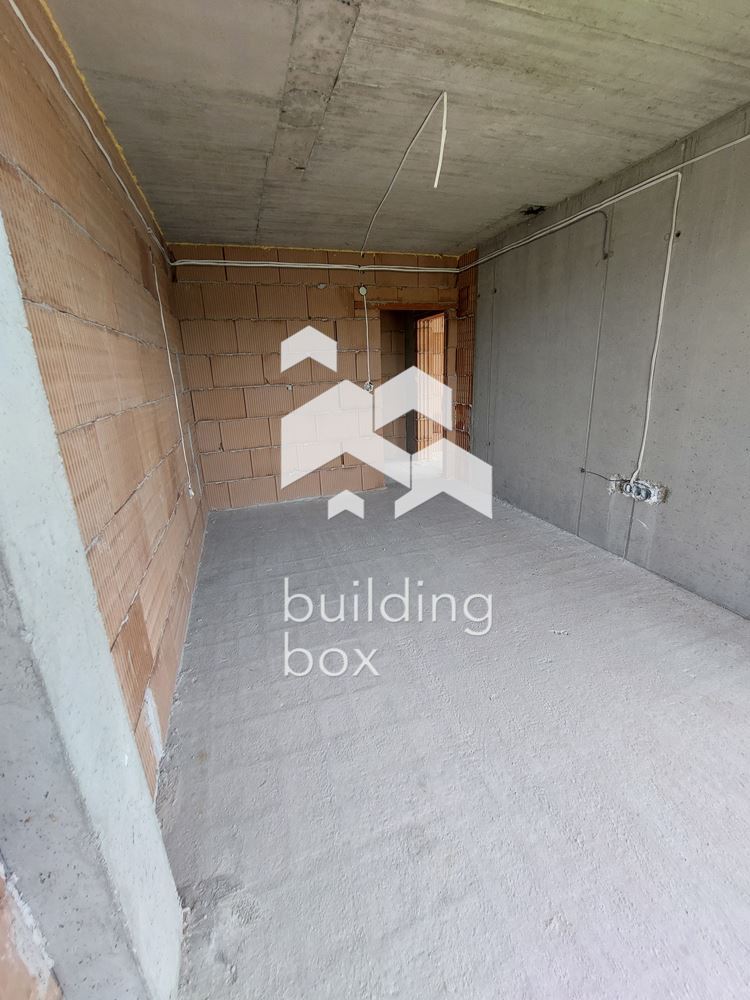 Тристаен апартамент - кв. Младежки хълм - 0