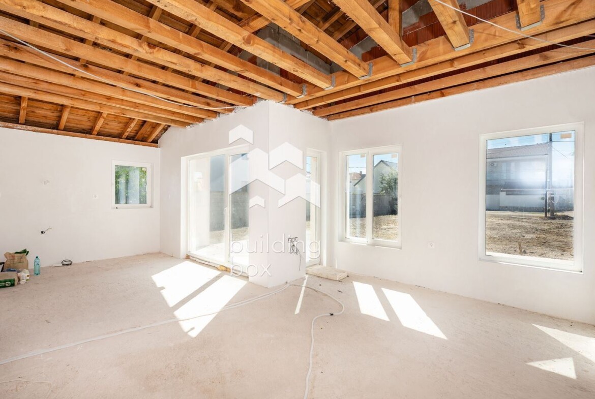 Едноетажна къща - с. Ягодово - 0