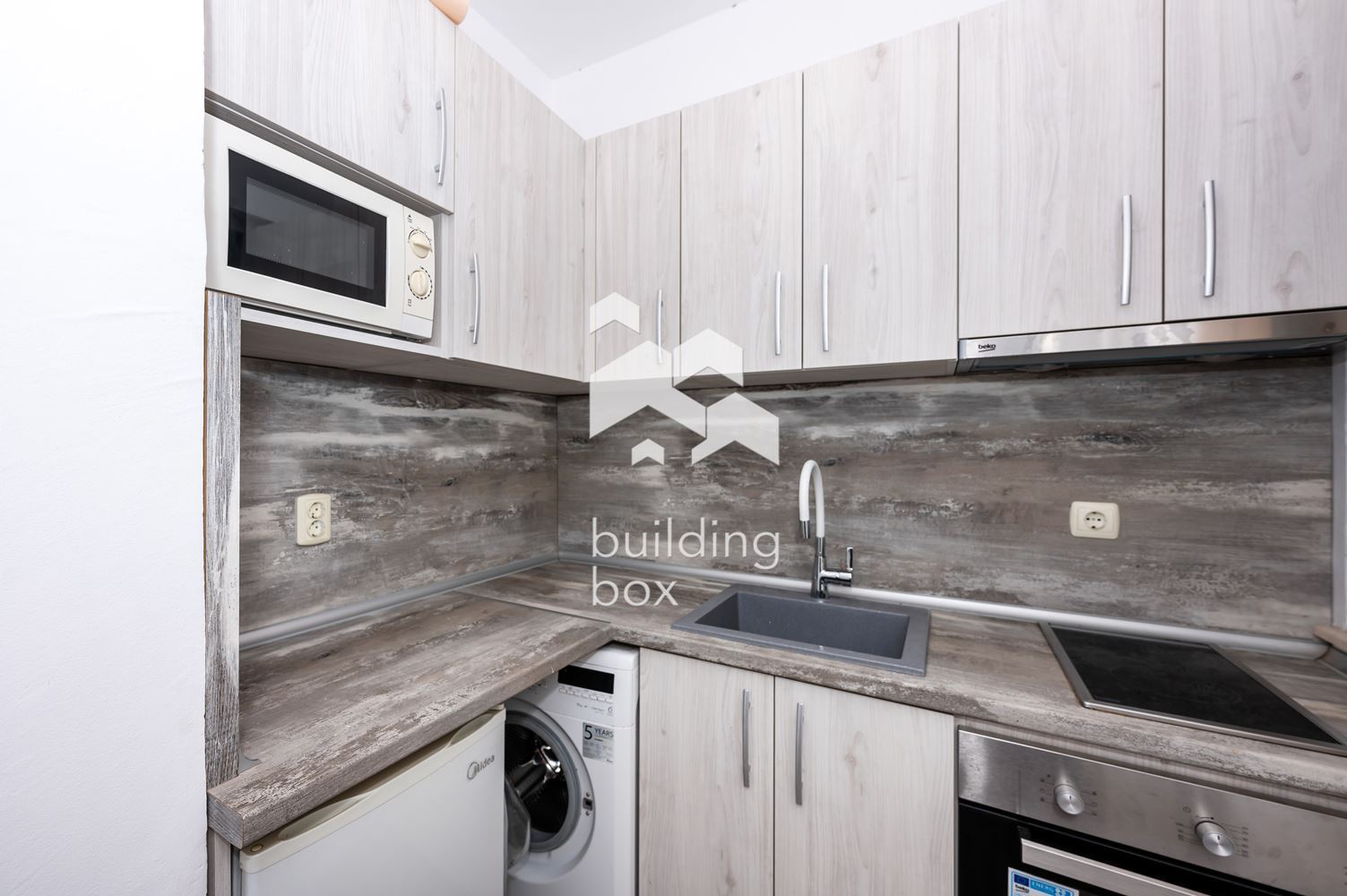 Обзаведена боксониера - кв. "Тракия" - 0