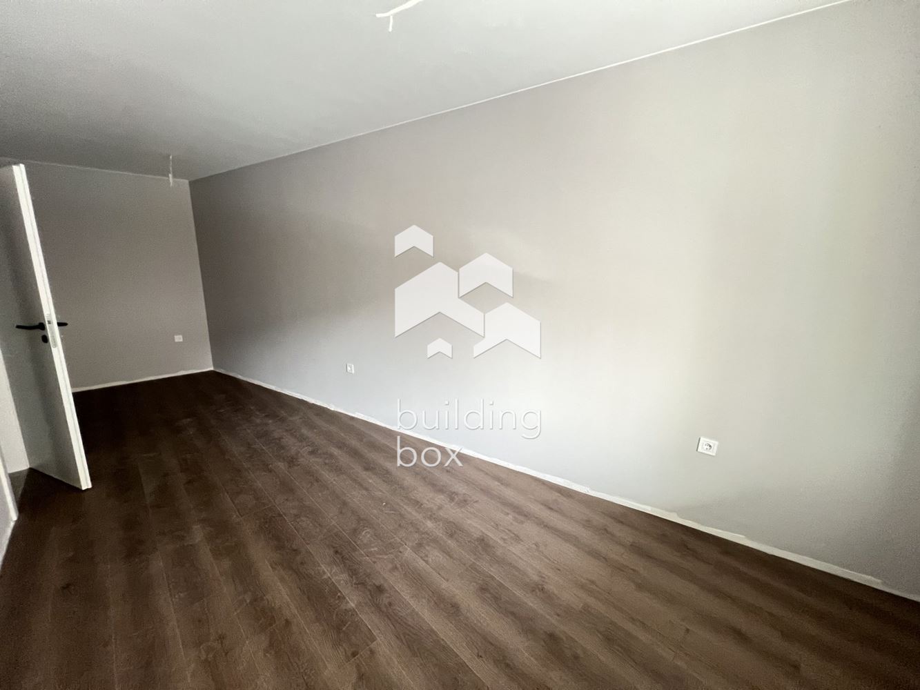 Продава 3-стаен - 0