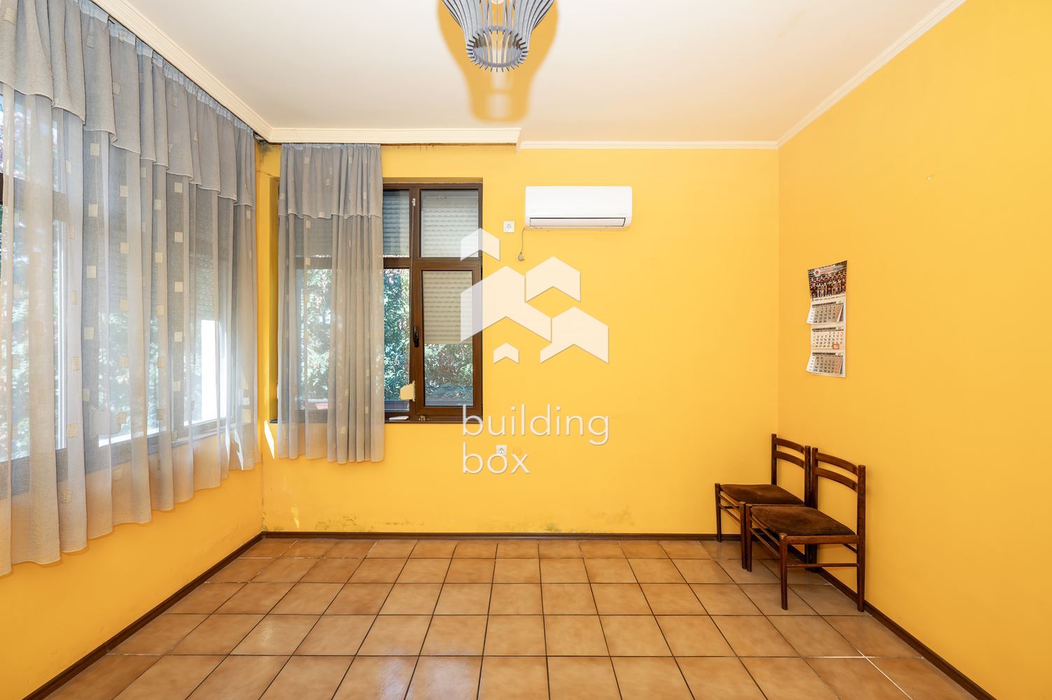 Два етажа от къща със самостоятелен вход в сърцето на град Пловдив - 0