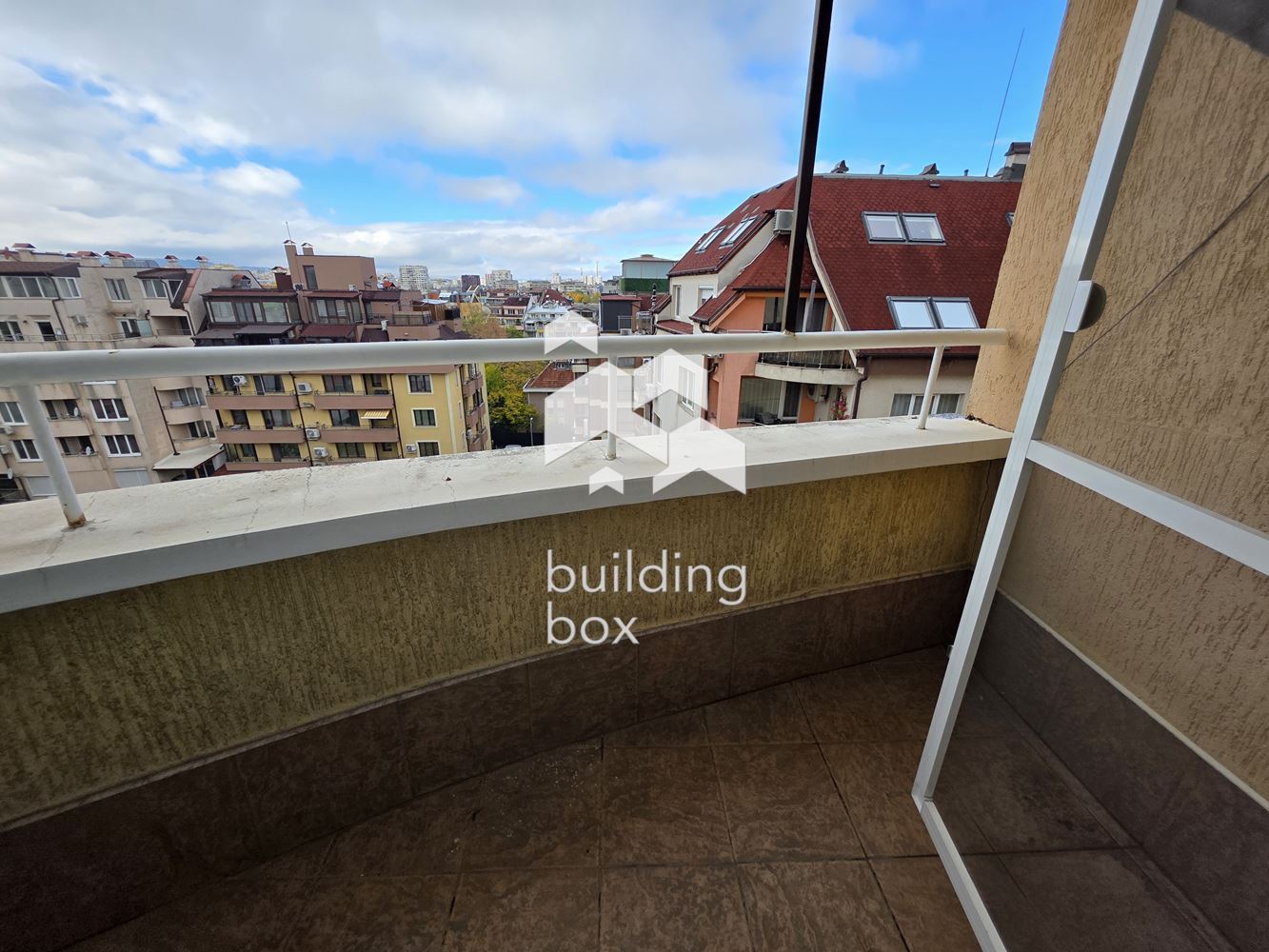 Просторен многостаен апартамент в Лозенец - 0