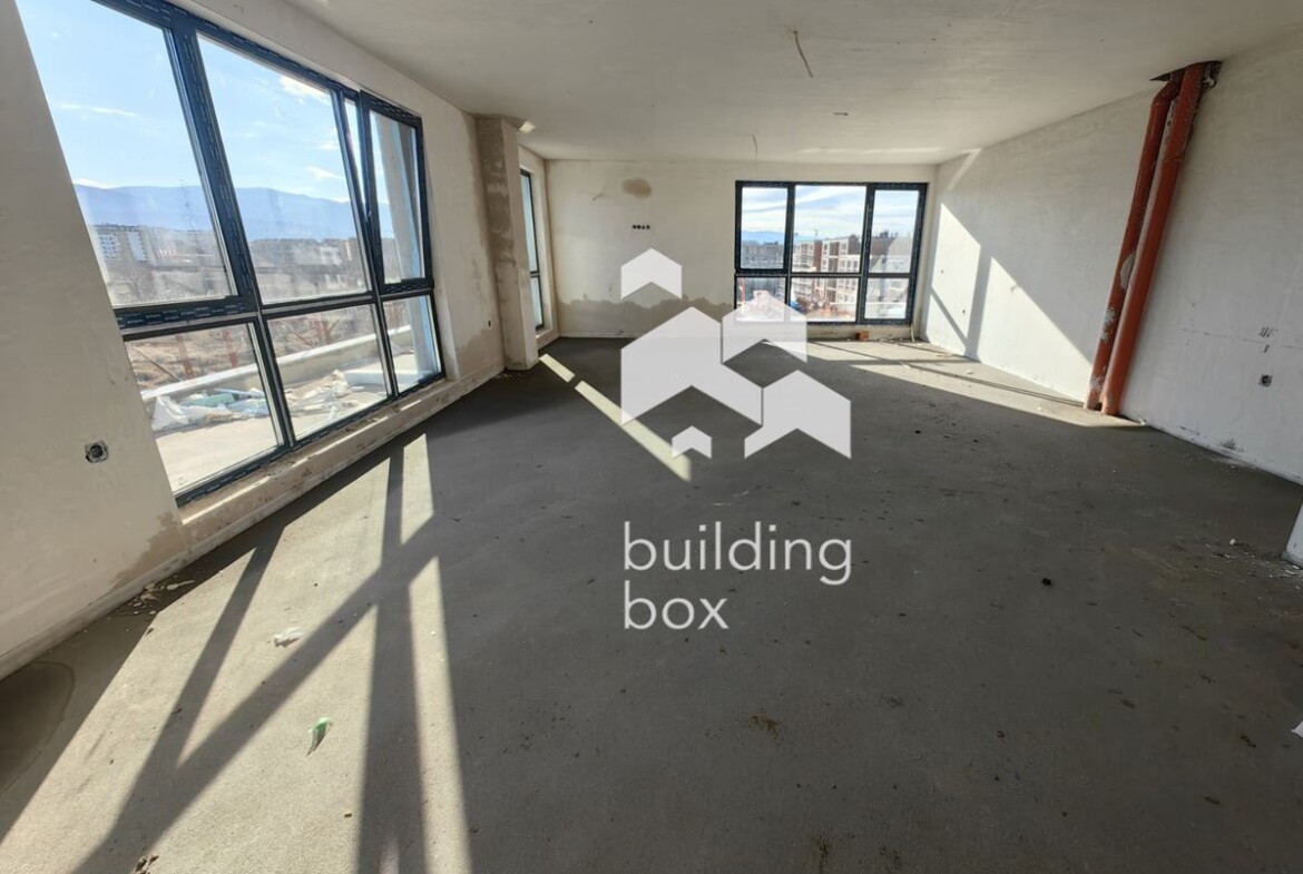 Четиристаен апартамент - кв. Христо Смирненски - 0