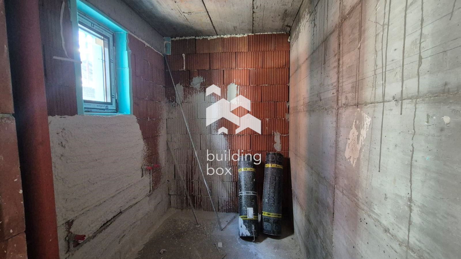 Тристаен апартамент - кв. Христо Смирненски - 0