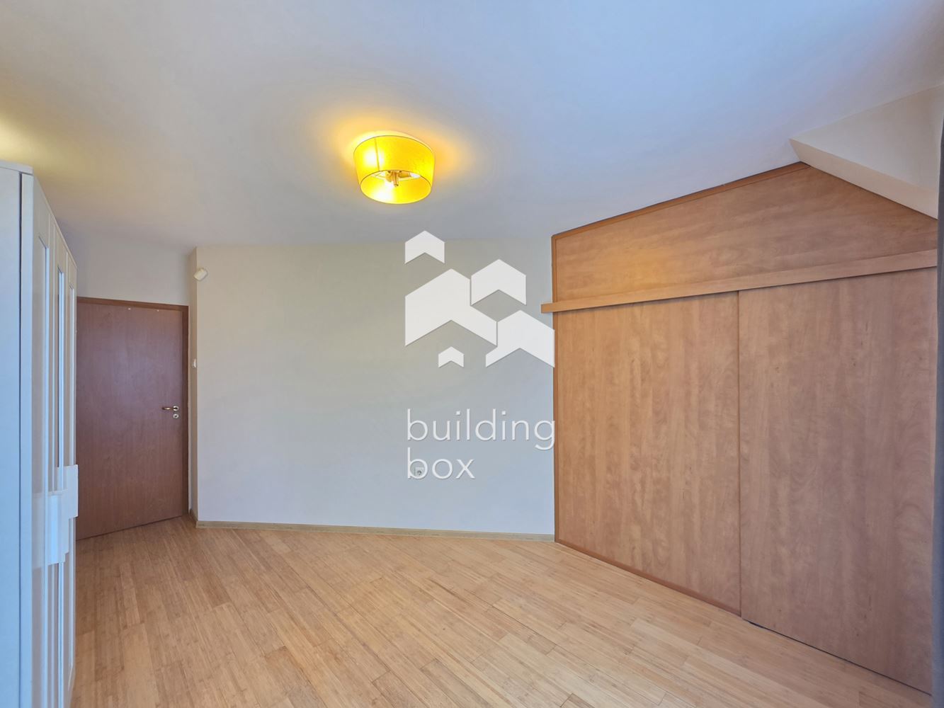 Просторен многостаен апартамент в Лозенец - 0