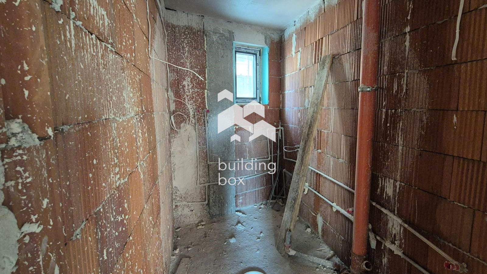 Тристаен апартамент на ул. Рая - 0