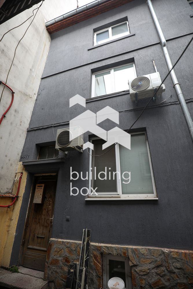 Двустаен апартамент - Център - 0