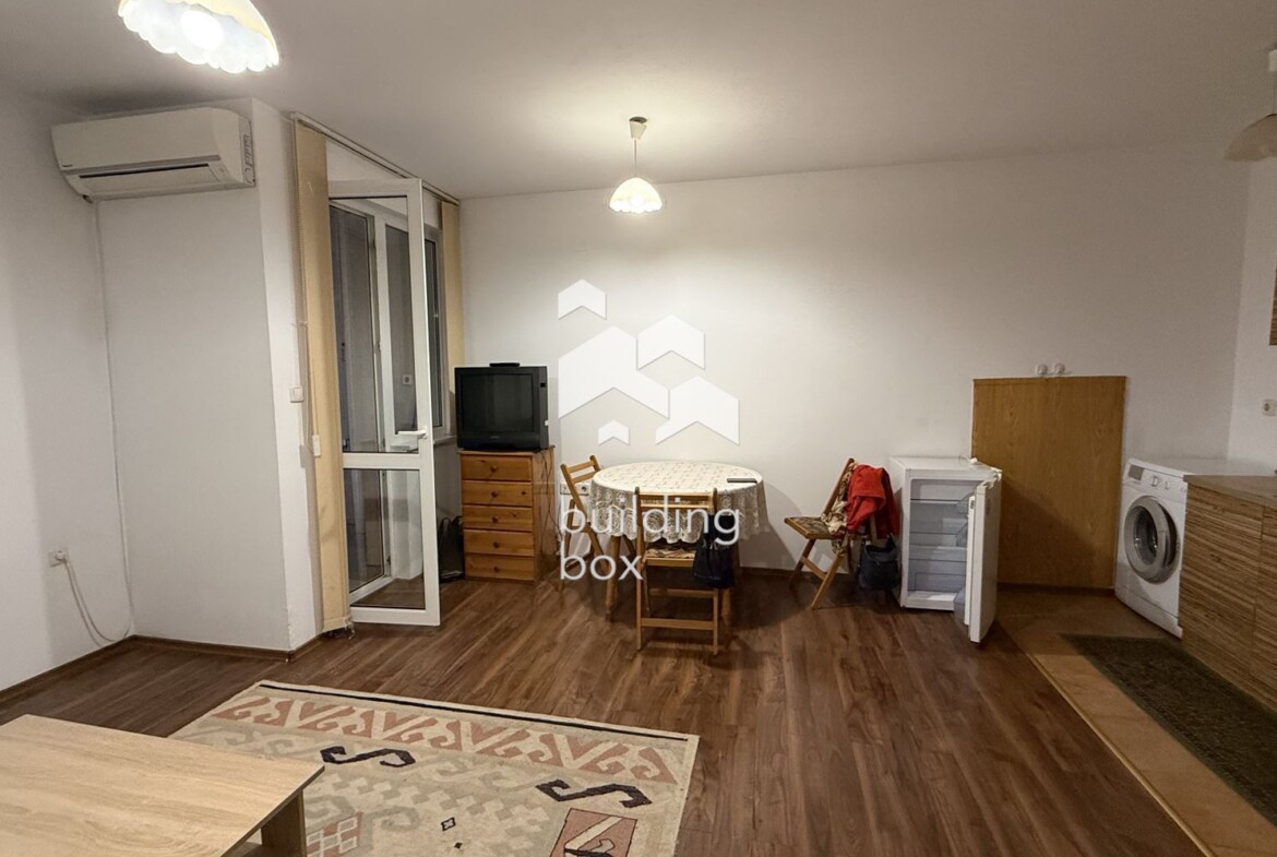 Двустаен апартамент под наем - кв. "Кючук Париж" - 0