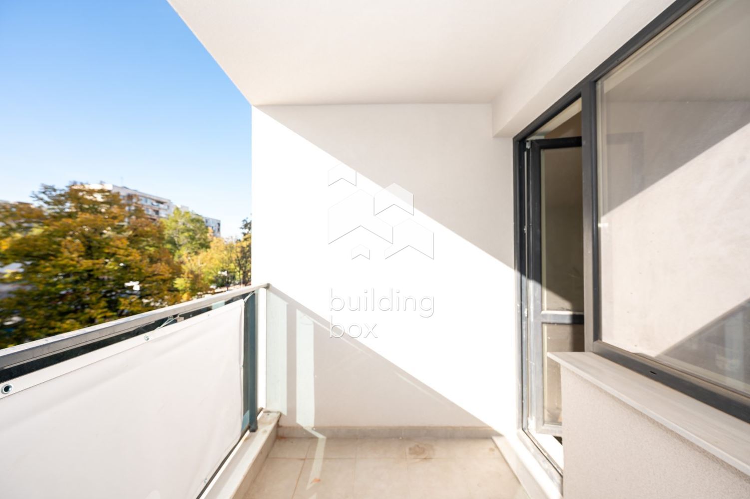 Тристаен апартамент до ключ - кв. "Каменица 2" - 0