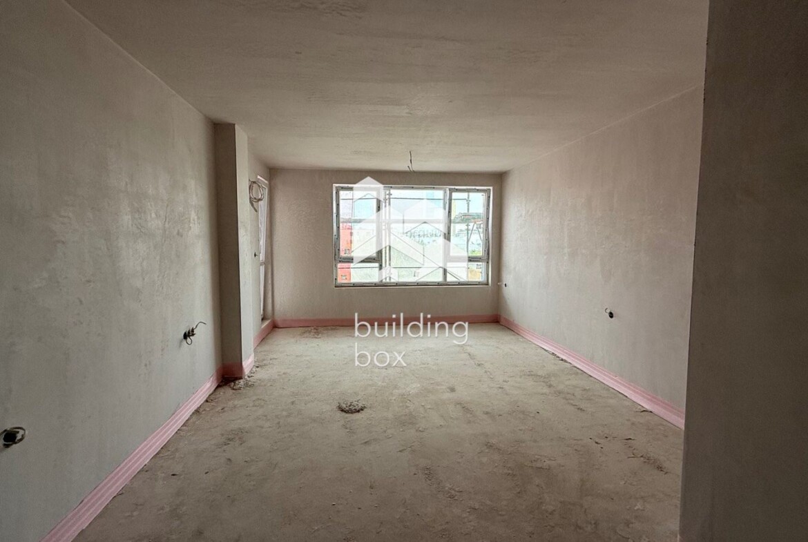 Тристаен апартамент с акт 14 - 0