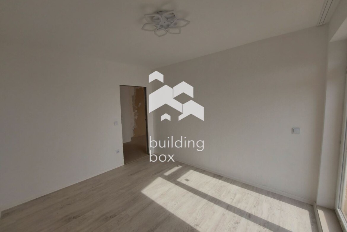 Продава двустаен апартамент - 0