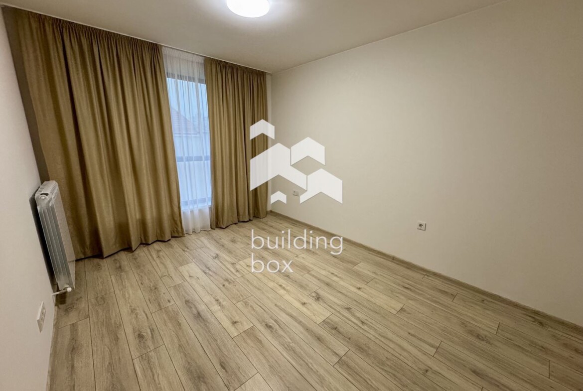 Многостаен апартамент до метро - 0