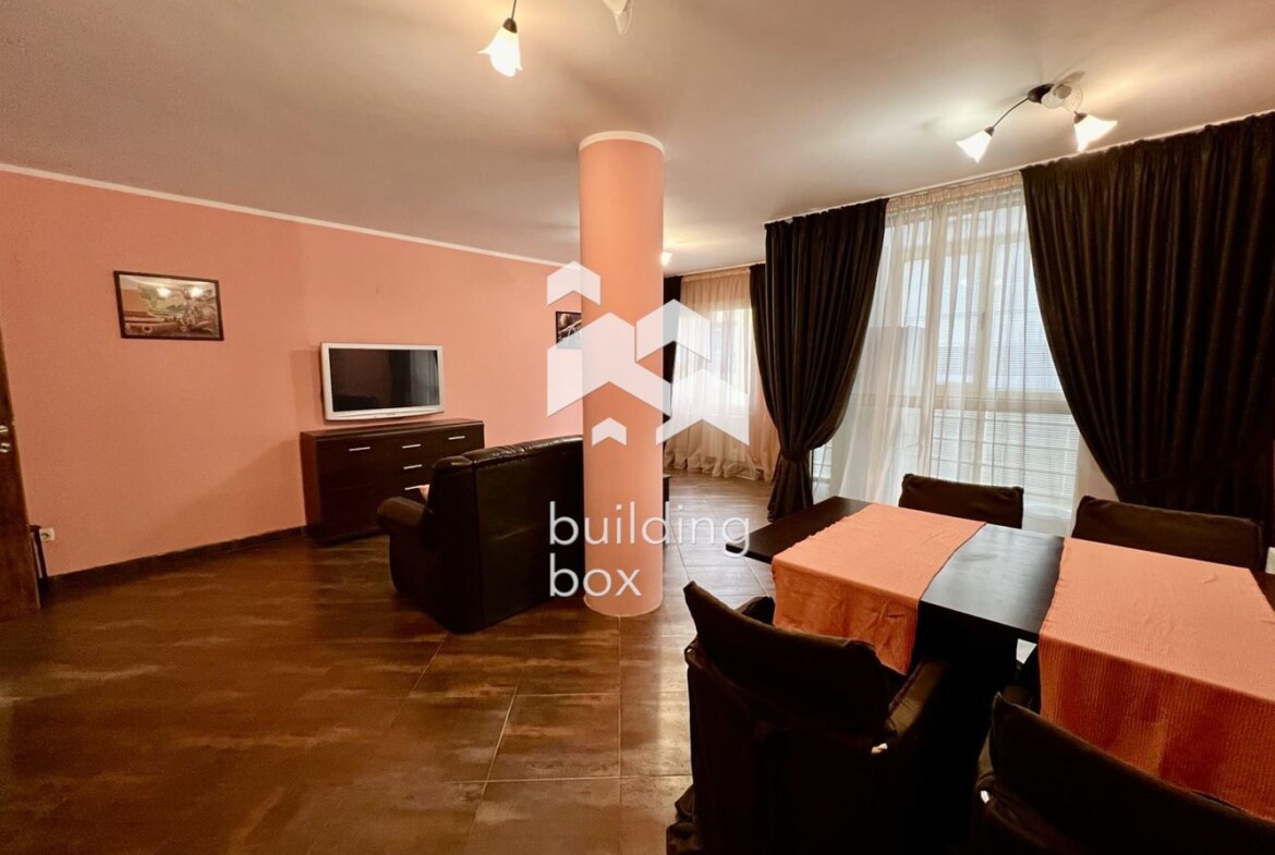 Тристаен апартамент в идеален Център - 0