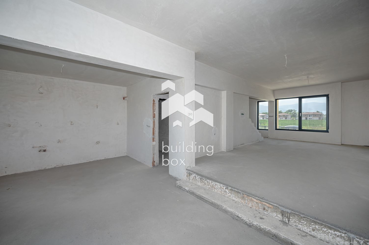 Двуетажна къща с АКТ 16 - кв. Западен - 0