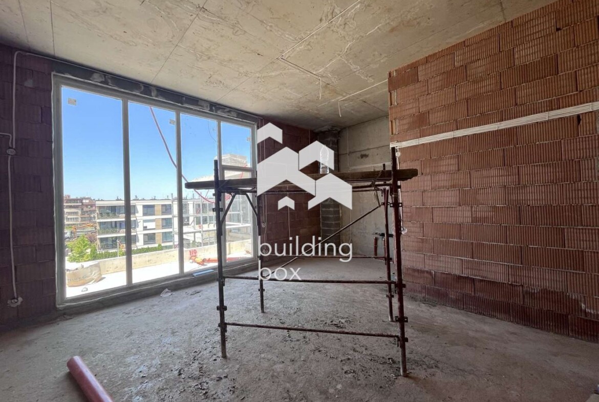 Тристаен пентахаус в ж.к. Витоша - 0